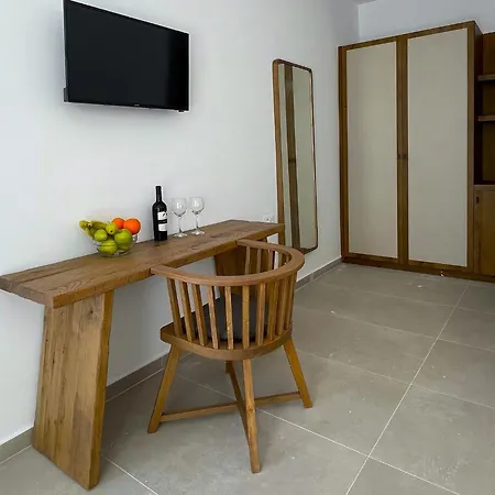 Pensión La Mykonos Town